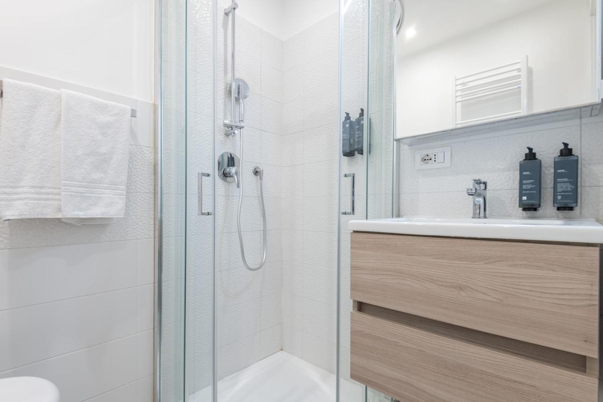Isola - Studio Flat Milan Exterior photo